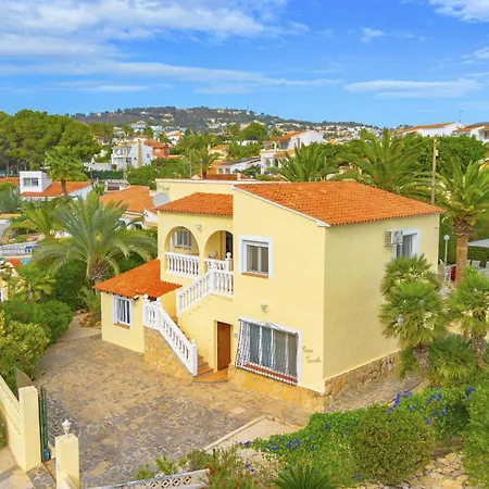 Carola - Plusholidays Villa