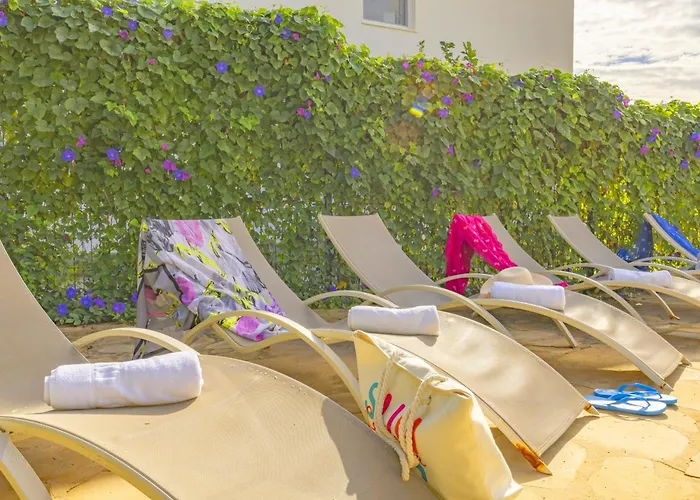 Carola - Plusholidays Villa